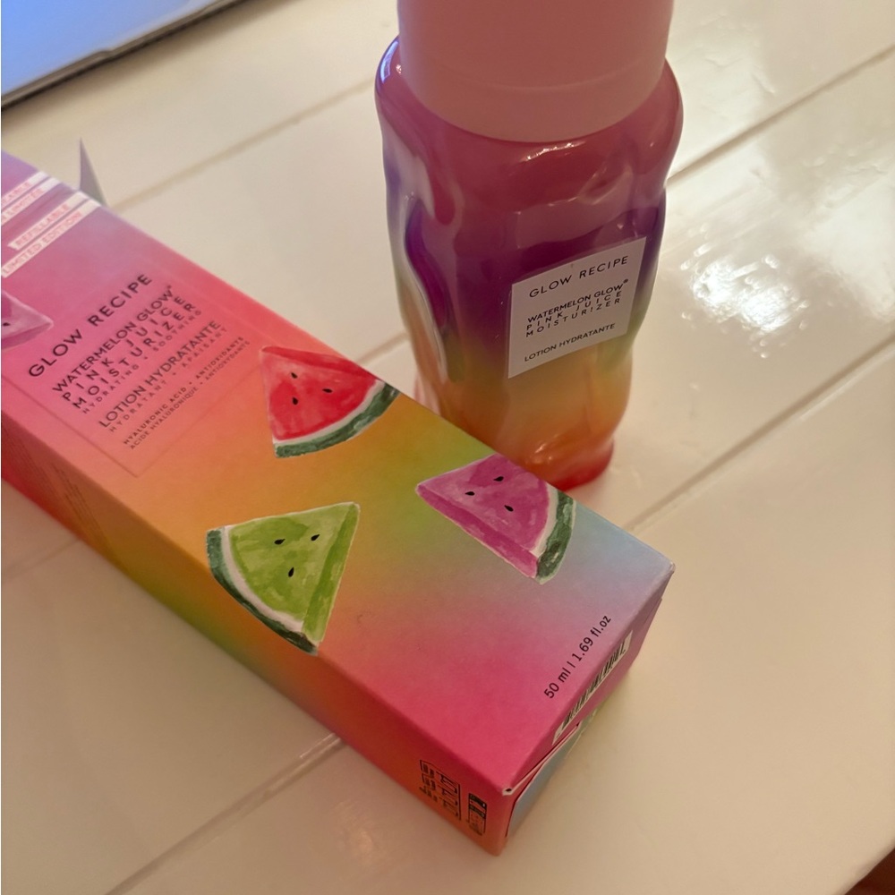 NWT GLOW RECIPE Glow with Pride Limited Edition Moisturizer & Box